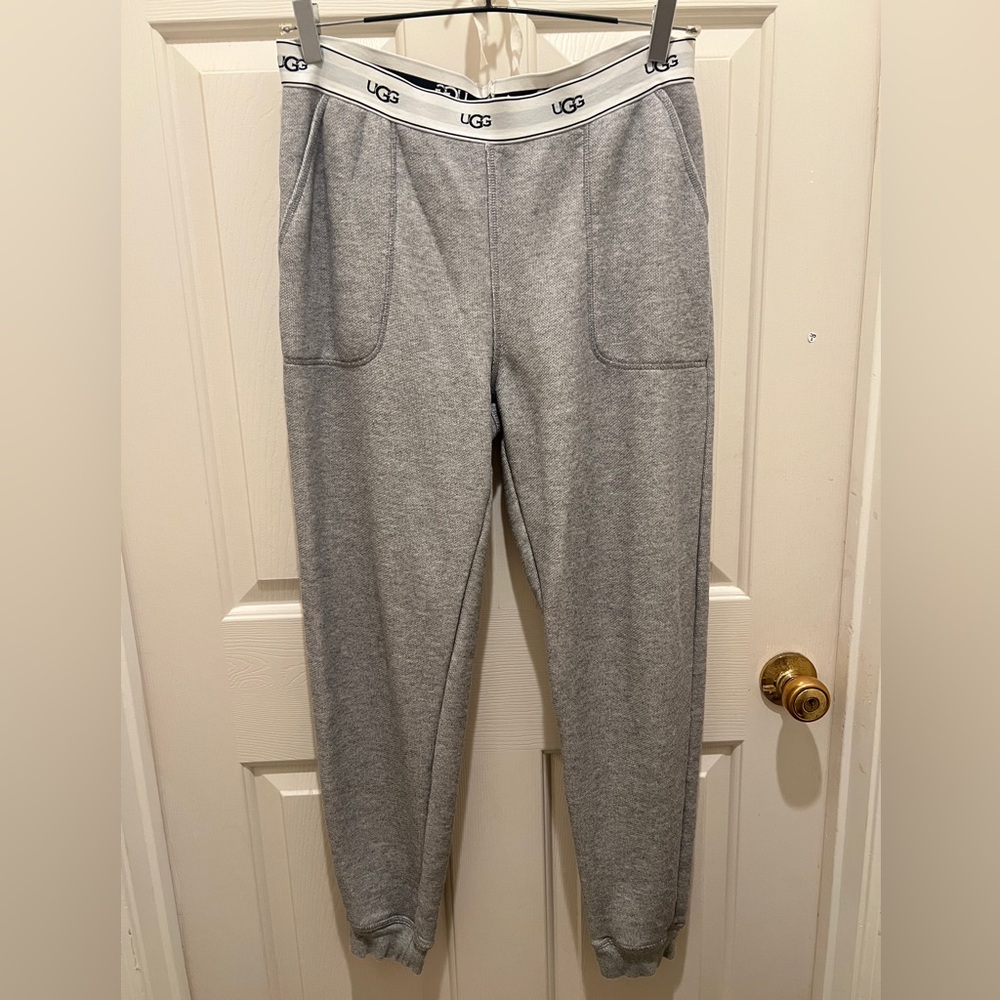 UGG Cathy Jogger Woman’s size L